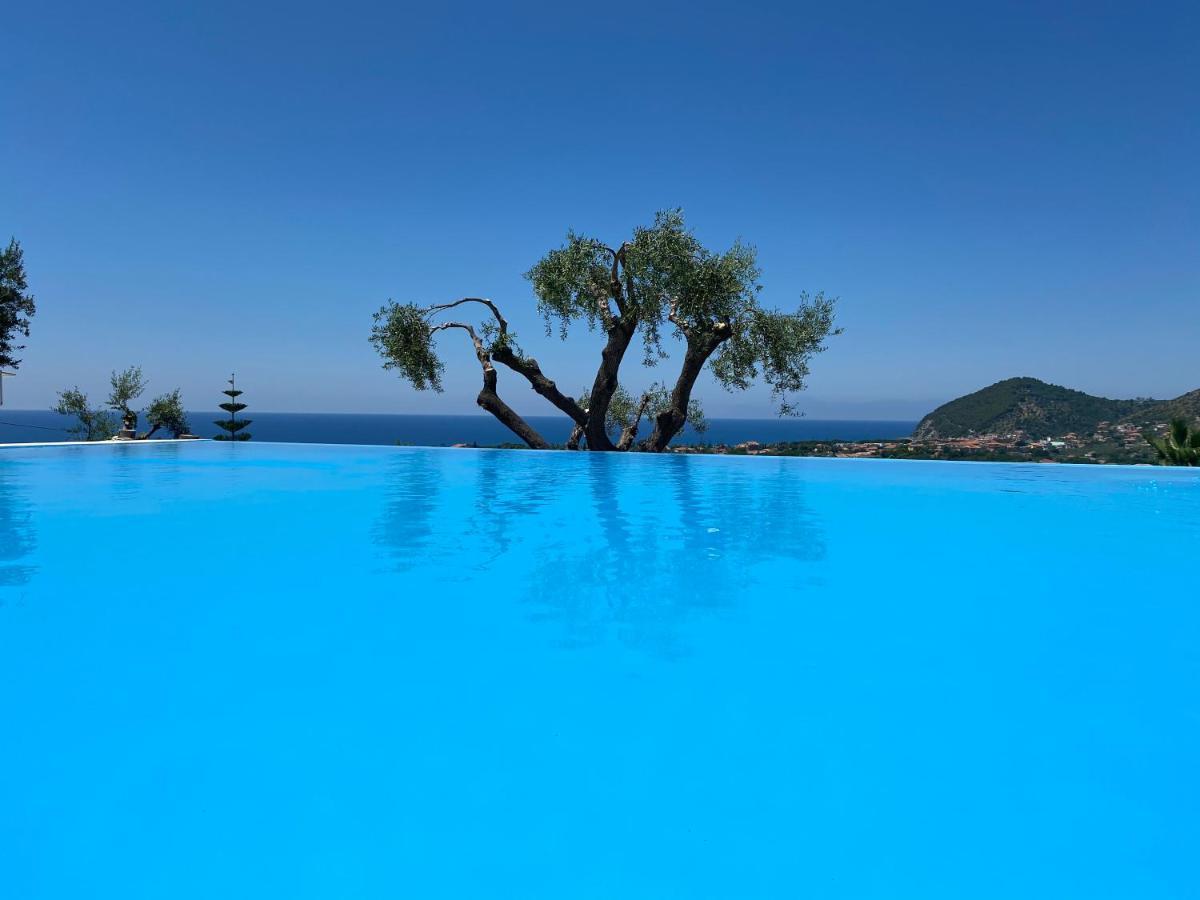 Residence Serrone Санта-Марія-ді-Кастеллабате Екстер'єр фото
